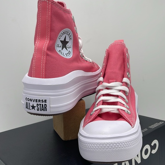 Converse WMNS High-Top Sneakers with Platform Sole A12302C CTAS MOVE HI
SNEAKY P - Picture 8 of 16